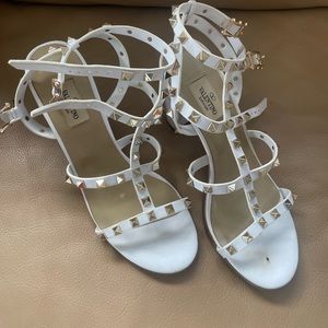 Valentino white w/ gold stud piece straps size: EU 40